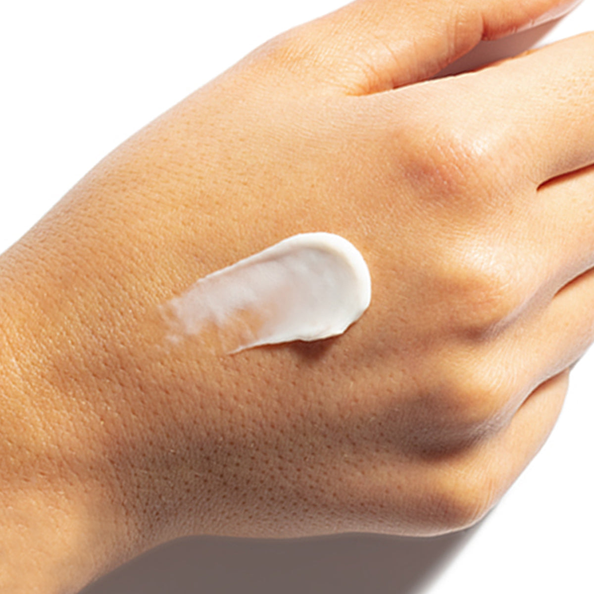 AgelessNeckCream-pdp-HowToUse-1200x1200_89442da9-1889-4045-b830-ffe87895f57a.jpg