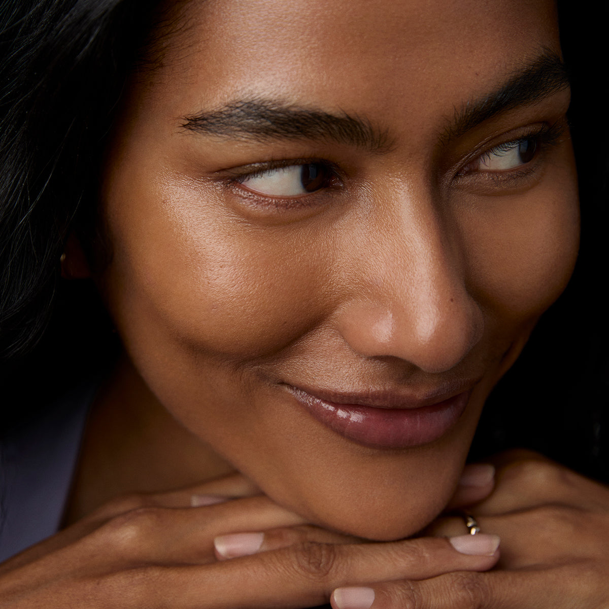 DewySkinCream-Aug26-Ppage-ModelSkinFinish_a68245d0-533f-4163-bbff-63be62880b3f.jpg