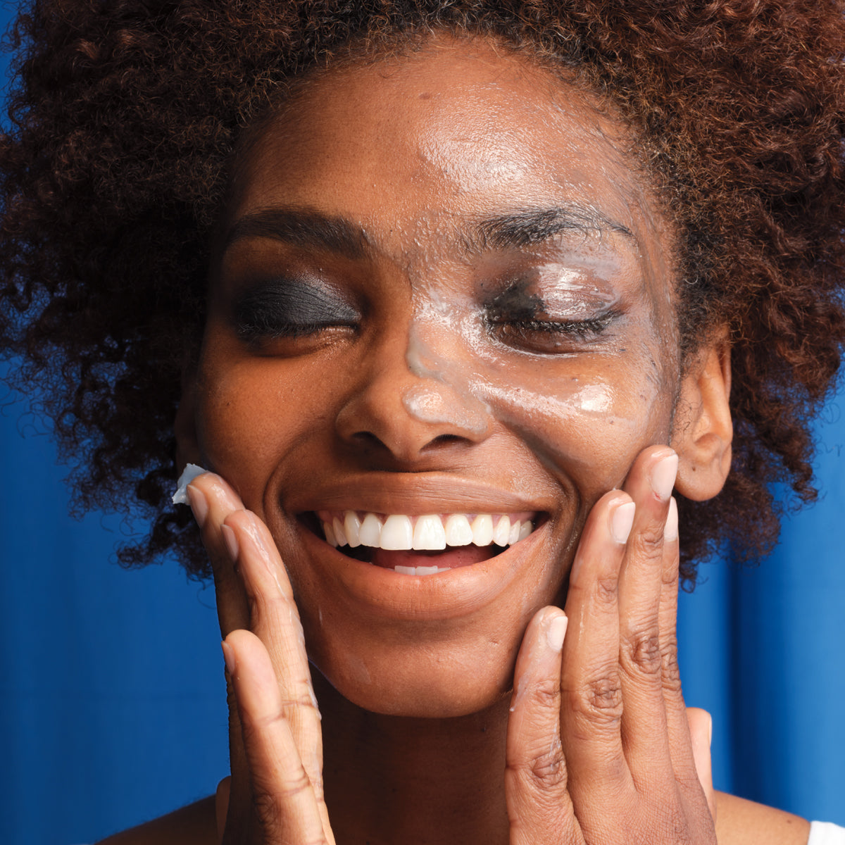 IndigoCleansingBalm-pdp-ModalMascara-1200x1200_e9132784-4c0f-4fd8-975f-bec9fcd82817.jpg